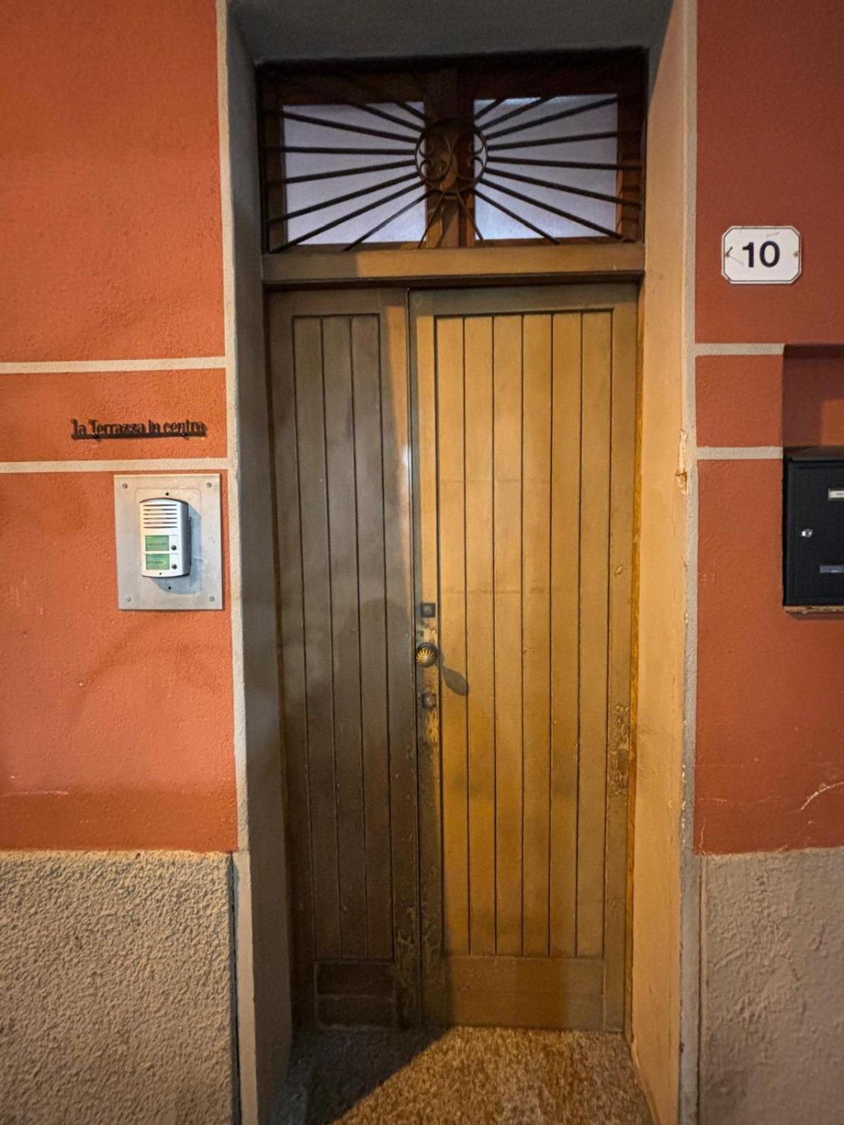 La Terrazza In Centro Apartment Treviglio Ngoại thất bức ảnh